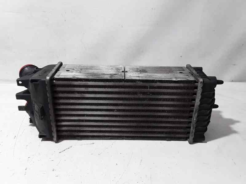 Recambio de intercooler para peugeot partner (s2) combiespace referencia OEM IAM 817706 MM111X0J VALEO