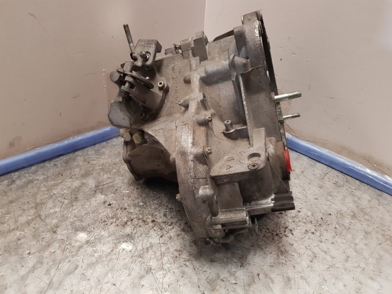 Recambio de caja cambios para fiat stilo (192) 1.9 120 racing multijet referencia OEM IAM 55239940 C605 5VELOCIDADES