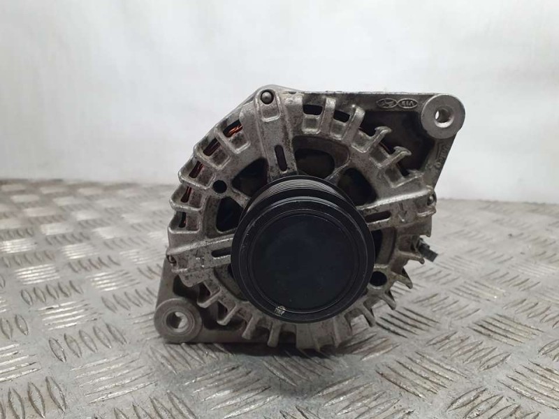 Recambio de alternador para hyundai i20 essence referencia OEM IAM SIN REF  