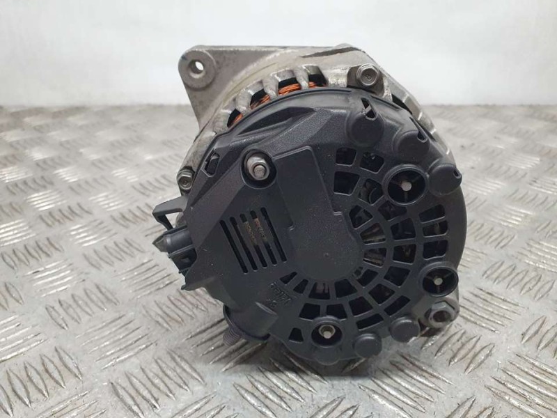 Recambio de alternador para hyundai i20 essence referencia OEM IAM SIN REF  