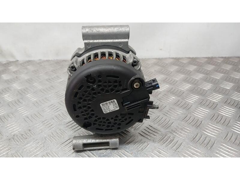 Recambio de alternador para opel astra k lim. 5türig dynamic star/stop referencia OEM IAM 13513070 BOSCH 0126312102