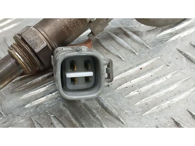 Recambio de sonda lambda para toyota avensis (t27) advance referencia OEM IAM 8946720100 DENSO 