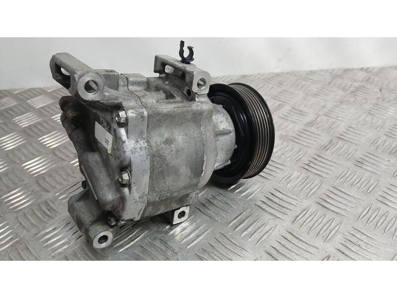 Recambio de compresor aire acondicionado para ford ka (ccu) titanium referencia OEM IAM 517469310 DENSO SCSC06 4A7975600