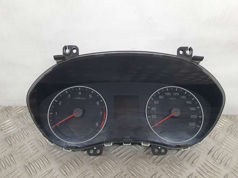 Recambio de cuadro instrumentos para hyundai i20 essence referencia OEM IAM 94033C8200 A2C1756400001 