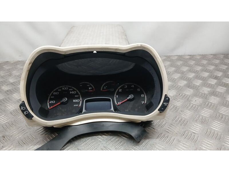 Recambio de cuadro instrumentos para ford ka (ccu) titanium referencia OEM IAM 51793562  503005050500