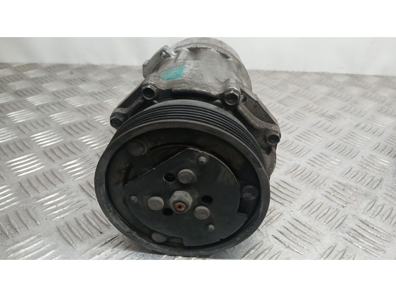 Recambio de compresor aire acondicionado para seat ibiza ii (6k1) 1.4 i referencia OEM IAM 1H0820803D 1100 SD7V16