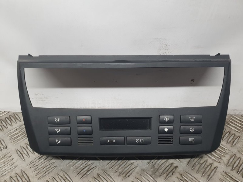 Recambio de mando climatizador para bmw x3 (e83) 2.0d referencia OEM IAM 64113443981 00877713 