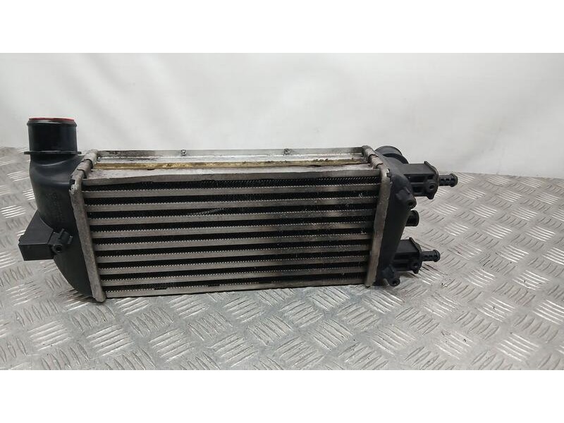 Recambio de intercooler para ford ka (ccu) titanium referencia OEM IAM 9S519L440AA DEUS 878350000