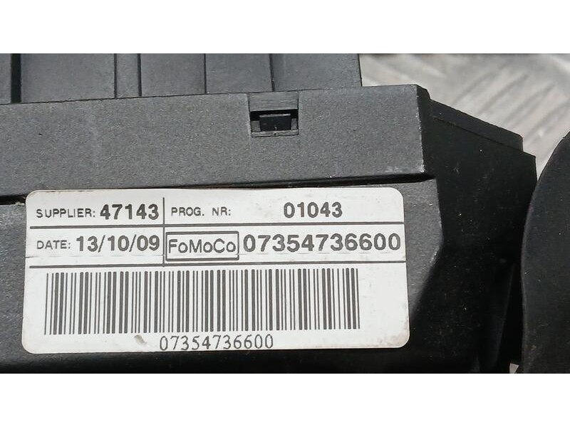 Recambio de mando luces y limpia para ford ka (ccu) titanium referencia OEM IAM 7354736600  