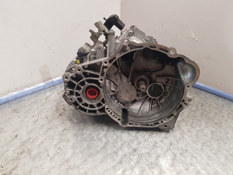 Recambio de caja cambios para chevrolet cruze lt referencia OEM IAM BR012598 BSW3261 5VELOCIDADES
