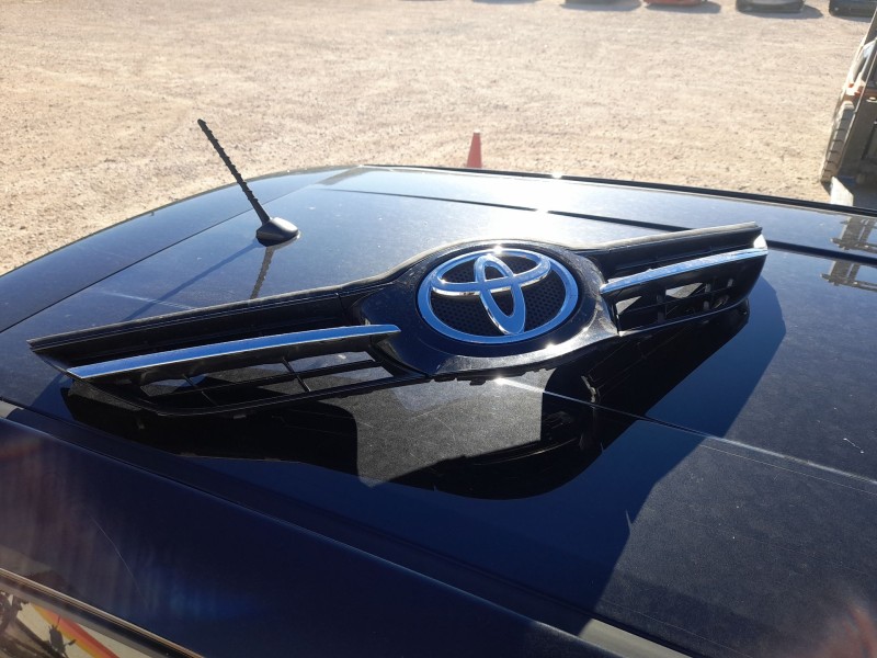 Recambio de rejilla delantera para toyota auris (_e18_) 1.4 d-4d (nde180_) referencia OEM IAM 5311102914  