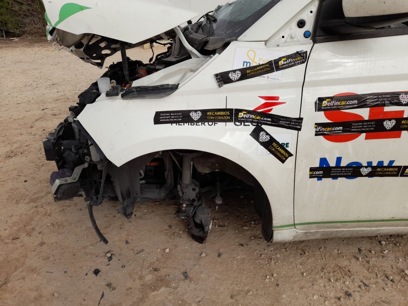 Recambio de aleta delantera izquierda para fiat 500e (332_) elektro 3+1 (fa1) referencia OEM IAM 52137232  