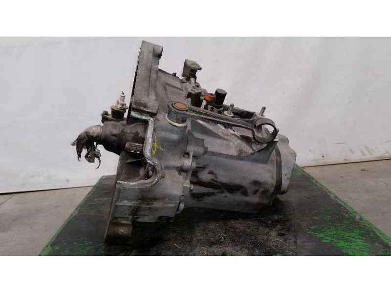 Recambio de caja cambios para citroën xsara berlina 1.6 lx referencia OEM IAM 20CD29 0639283 5VELOCIDADES