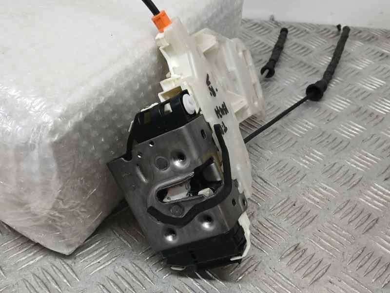 Recambio de cerradura puerta trasera derecha para jeep compass ii busines 4x2 referencia OEM IAM 52139906  