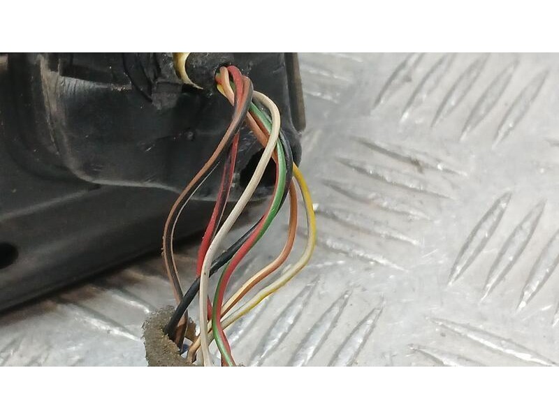 Recambio de retrovisor derecho para ford ka (ccu) titanium referencia OEM IAM BS5117682AB5YYW ELECTRICO 7 CABLES 