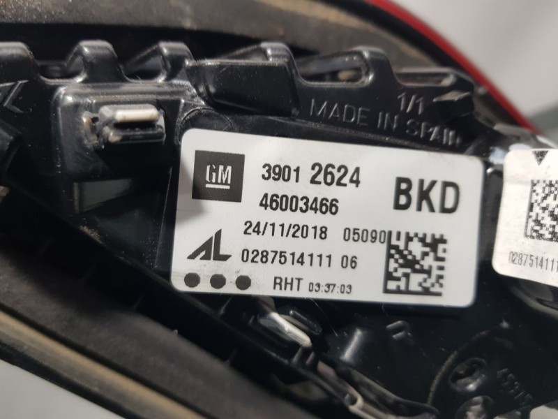 Recambio de piloto trasero derecho para opel corsa e color edition ecoflex referencia OEM IAM 39012624 46003466 INTERIOR