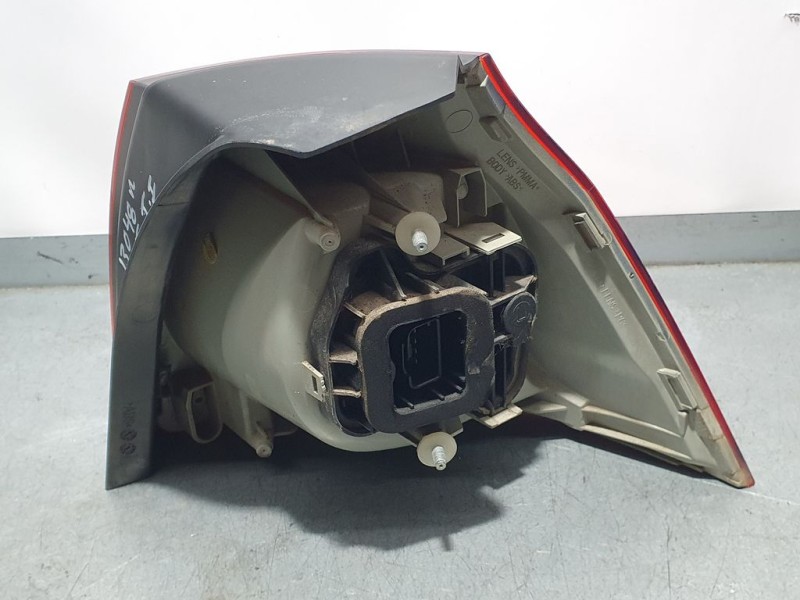 Recambio de piloto trasero izquierdo para volkswagen golf v berlina (1k1) trendline referencia OEM IAM   EXTERIOR ROZADO