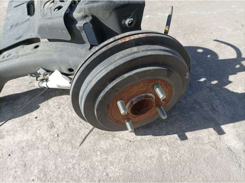 Recambio de puente trasero para hyundai i20 essence referencia OEM IAM 55100C8000  TAMBOR