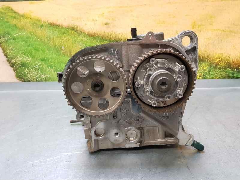 Recambio de culata para volkswagen polo (6c1) 1.2 tsi referencia OEM IAM 04E103064L  SE RECOMIENDA LLEVAR A COMPROBAR