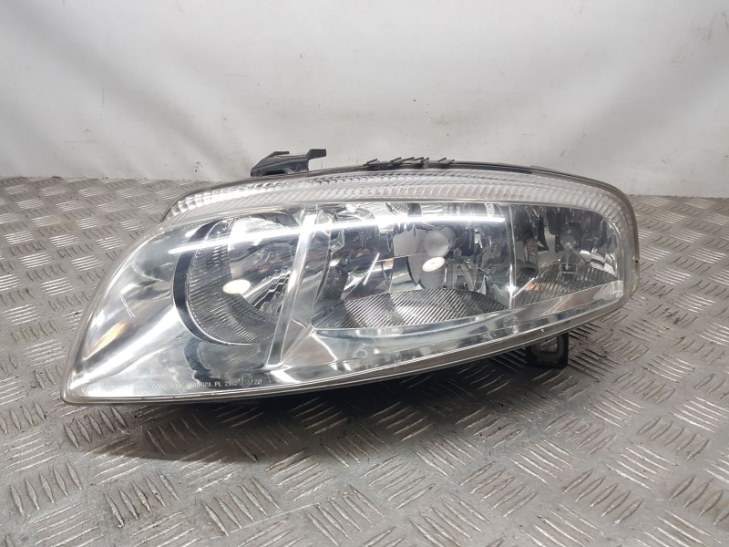 Recambio de faro izquierdo para alfa romeo gt (937_) 1.9 jtd (937cxn1b) referencia OEM IAM 60681584  