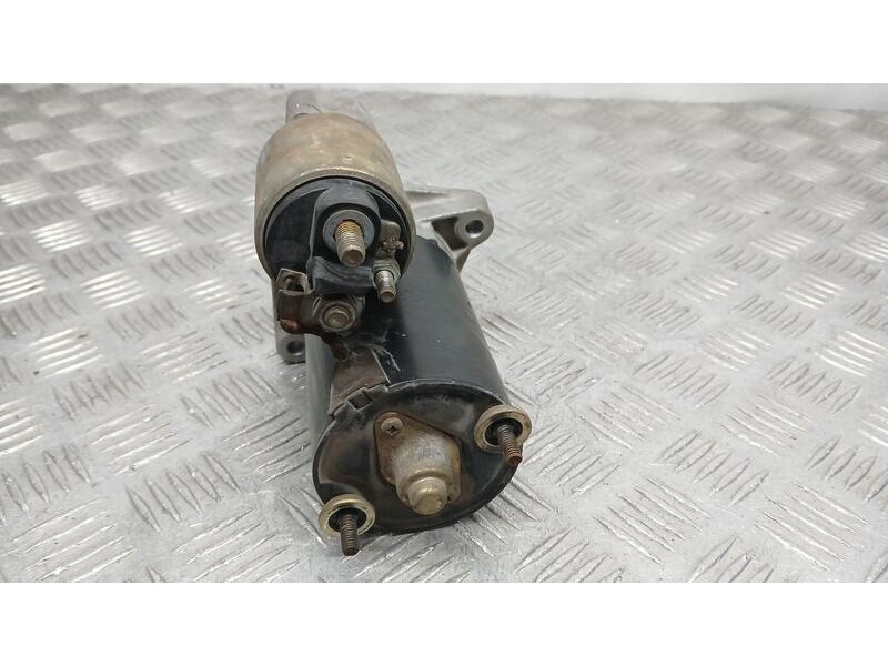 Recambio de motor arranque para ford fiesta berlina ghia referencia OEM IAM 96FB11000KC BOSCH 0001107043