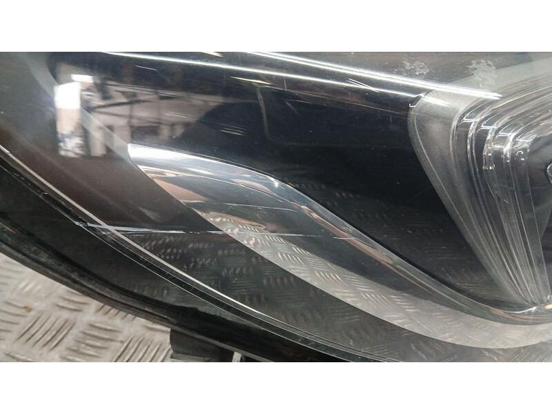 Recambio de faro derecho para opel astra k lim. 5türig dynamic star/stop referencia OEM IAM 39047199 LED TOCADO 662588537