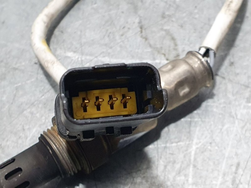 Recambio de sonda lambda para peugeot 108 active referencia OEM IAM 9673438580  NTK