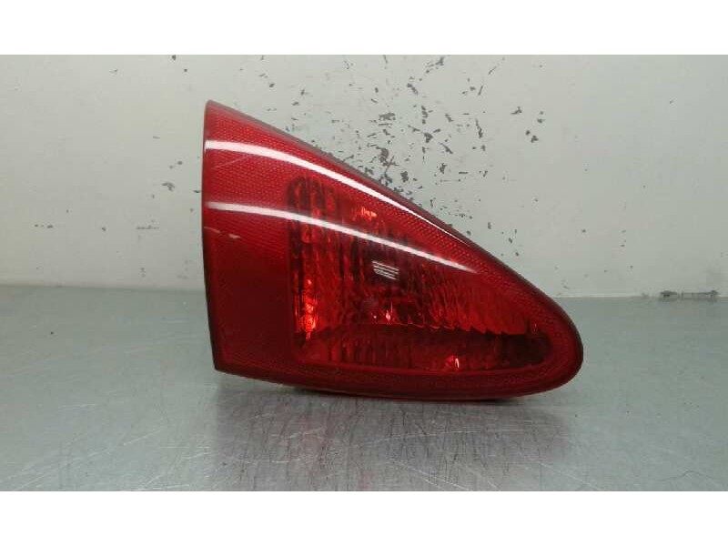 Recambio de piloto trasero izquierdo interior para alfa romeo 147 (190) 1.9 jtd impression referencia OEM IAM   INTERIOR