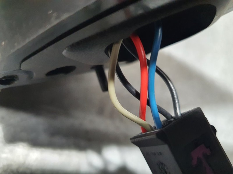 Recambio de retrovisor derecho para chevrolet cruze lt referencia OEM IAM SIN REF  ELECTRICO