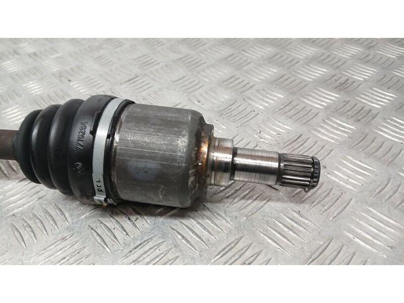 Recambio de transmision delantera izquierda para ford ka (ccu) titanium referencia OEM IAM 9S513B437BA  