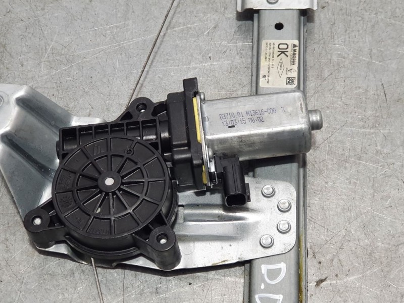 Recambio de elevalunas delantero derecho para dacia sandero sl audacia referencia OEM IAM 807209299R 275620 MAGMA ELECTRICO 2 PI