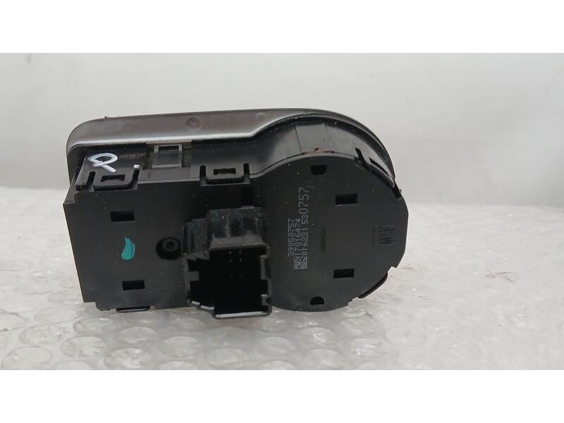 Recambio de mando luces para opel astra k lim. 5türig dynamic star/stop referencia OEM IAM 39050757  17016474