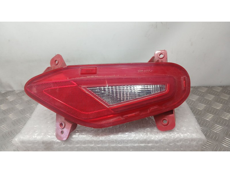 Recambio de piloto trasero derecho paragolpes para kia stonic (yb) 1.2 cvvt referencia OEM IAM 92406H8400  