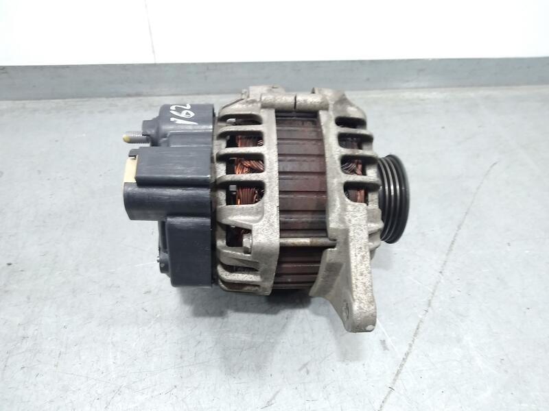 Recambio de alternador para kia sportage cup referencia OEM IAM 3730022650  