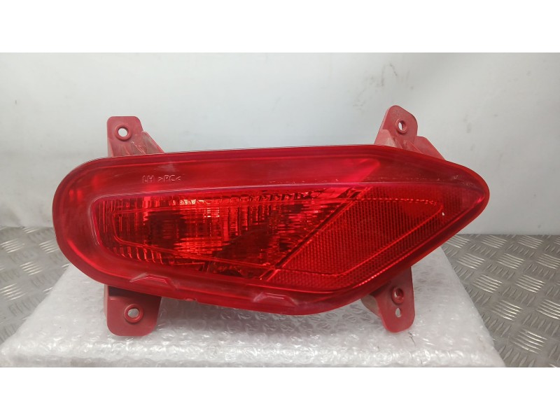 Recambio de piloto trasero izquierdo paragolpes para kia stonic (yb) 1.2 cvvt referencia OEM IAM 92405H8410  