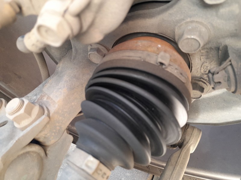 Recambio de transmision delantera izquierda para toyota auris (_e18_) 1.4 d-4d (nde180_) referencia OEM IAM 4342002B50  