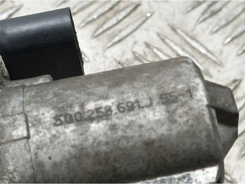 Recambio de valvula escape para volkswagen golf vii sportsvan edition referencia OEM IAM 5Q0258691J 51500205 PIERBURG