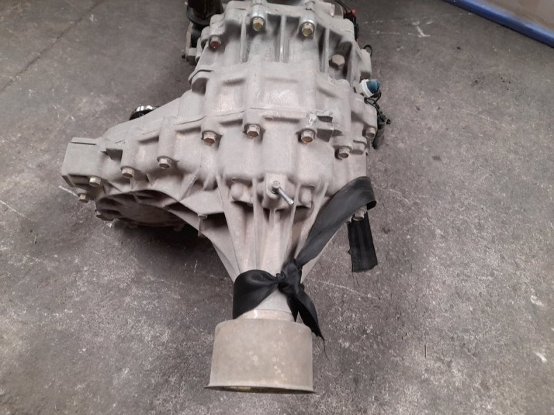 Recambio de caja transfer para nissan terrano/terrano.ii (r20) slx familiar referencia OEM IAM   
