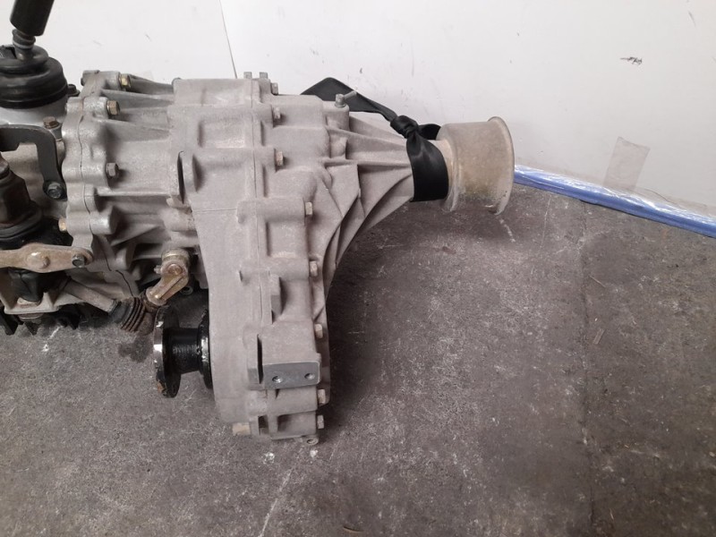 Recambio de caja transfer para nissan terrano/terrano.ii (r20) slx familiar referencia OEM IAM   