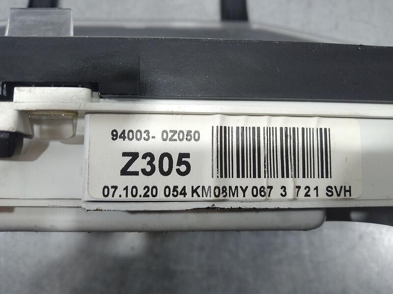 Recambio de cuadro instrumentos para kia sportage cup referencia OEM IAM 940030Z050  rozado