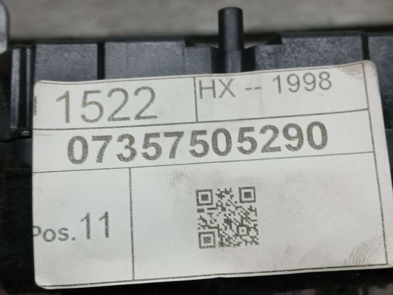 Recambio de mando luces y limpia para jeep compass ii busines 4x2 referencia OEM IAM 7357505290  