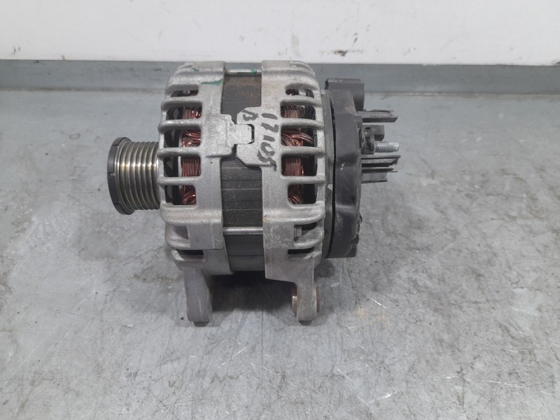 Recambio de alternador para nissan qashqai ii (j11, j11_) 1.2 dig-t referencia OEM IAM 231004BE0B BOSCH F000BL0814