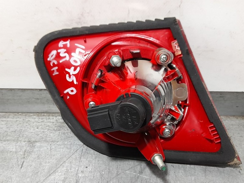 Recambio de piloto trasero derecho para volkswagen passat berlina (3c2) edition referencia OEM IAM 3C5945094E  INTERIOR