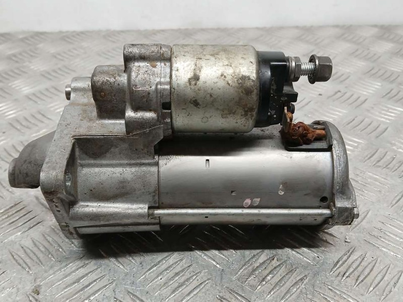 Recambio de motor arranque para jeep compass ii busines 4x2 referencia OEM IAM 0052110467 0001181401 