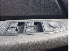 Recambio de mando elevalunas delantero izquierdo para mitsubishi colt 100t motion referencia OEM IAM MQ000767  C/ MANDO RETROVIS