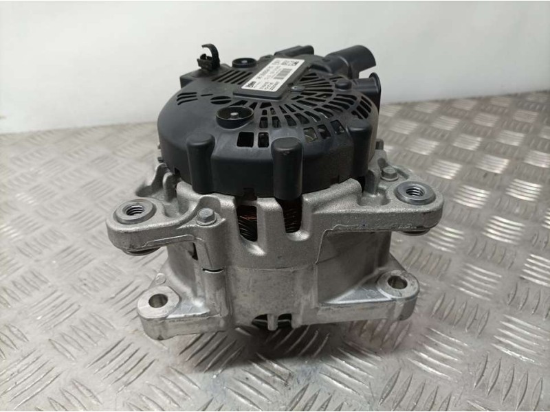 Recambio de alternador para opel corsa f edition referencia OEM IAM 9835689480 2740473R VALEO