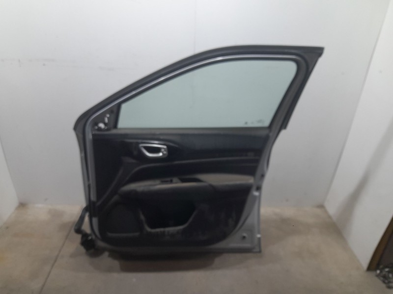 Recambio de puerta delantera derecha para jeep compass ii busines 4x2 referencia OEM IAM 0052243917  