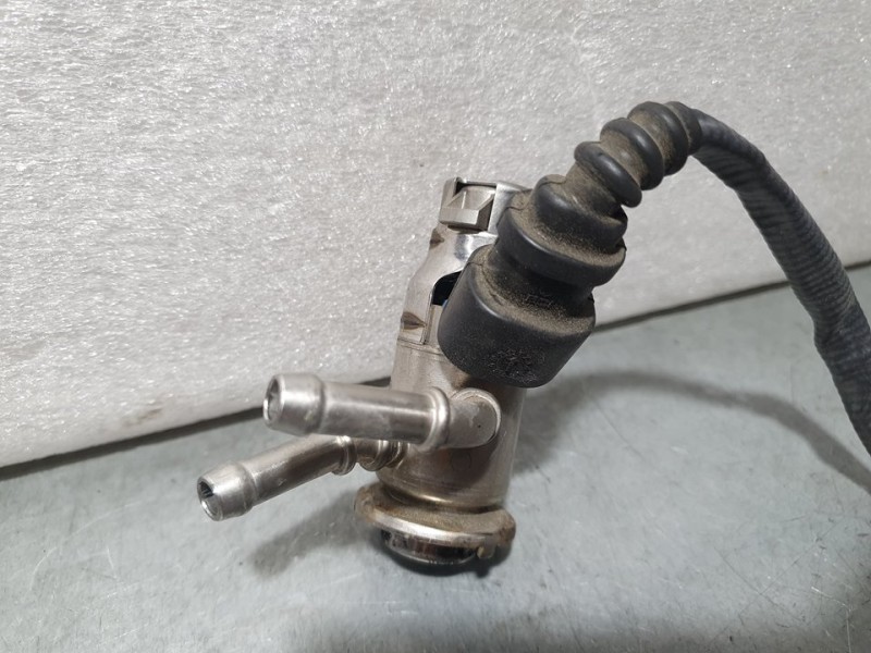 Recambio de inyector adblue para nissan qashqai (j11) acenta referencia OEM IAM 208995377R K265403259 