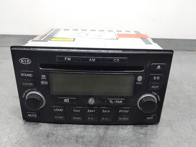 Recambio de sistema audio / radio cd para kia sportage cup referencia OEM IAM 10r023871  