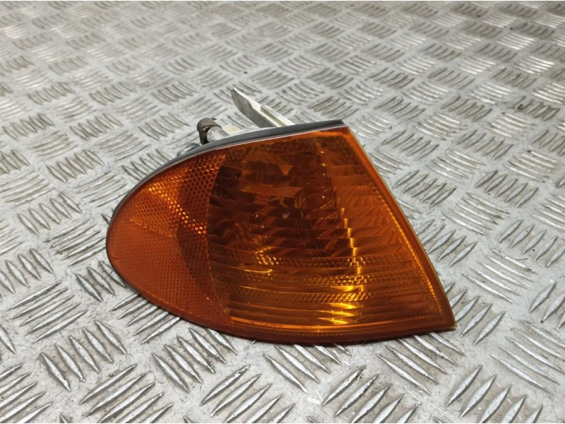 Recambio de piloto delantero derecho para bmw serie 3 berlina (e46) 318i referencia OEM IAM 6902766AI01 0311328002 BOSCH